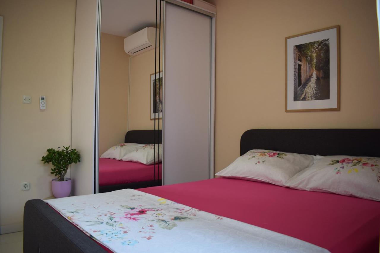 Apartman Gabriel Подгора Екстер'єр фото