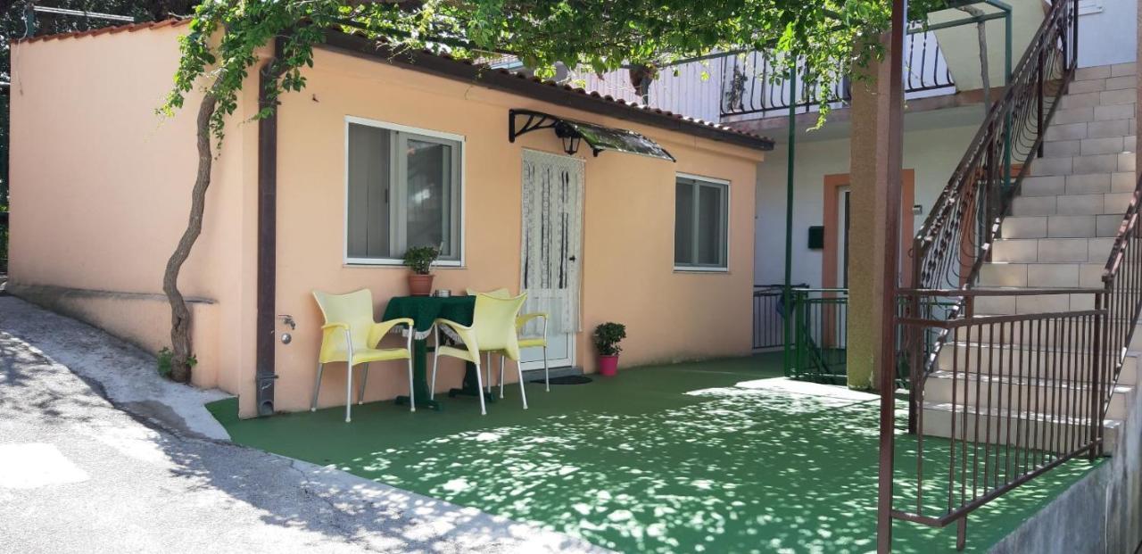 Apartman Gabriel Подгора Екстер'єр фото